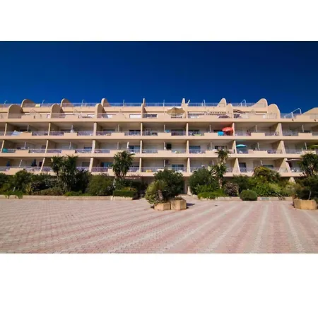 Apartment Avec Terrasse Port De Hyeres